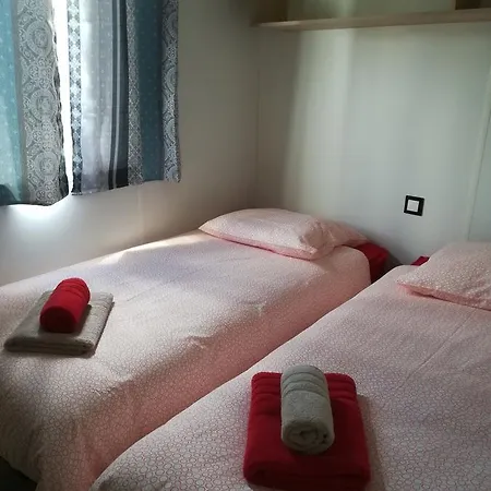 Campsite Loisirs Des Groux Mousseaux-sur-Seine