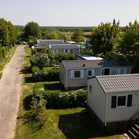Loisirs Des Groux Campsite Mousseaux-sur-Seine