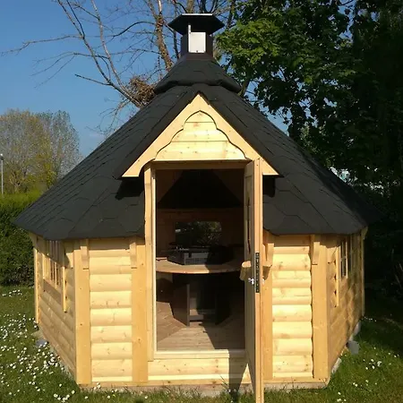 Campsite Loisirs Des Groux Mousseaux-sur-Seine