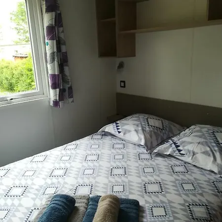 Loisirs Des Groux Campsite Mousseaux-sur-Seine